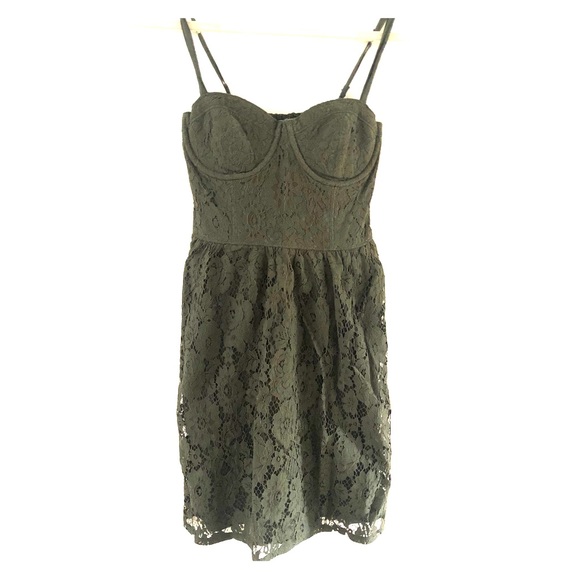 NWT Abercrombie & Fitch Green Lace Dress - Picture 1 of 2